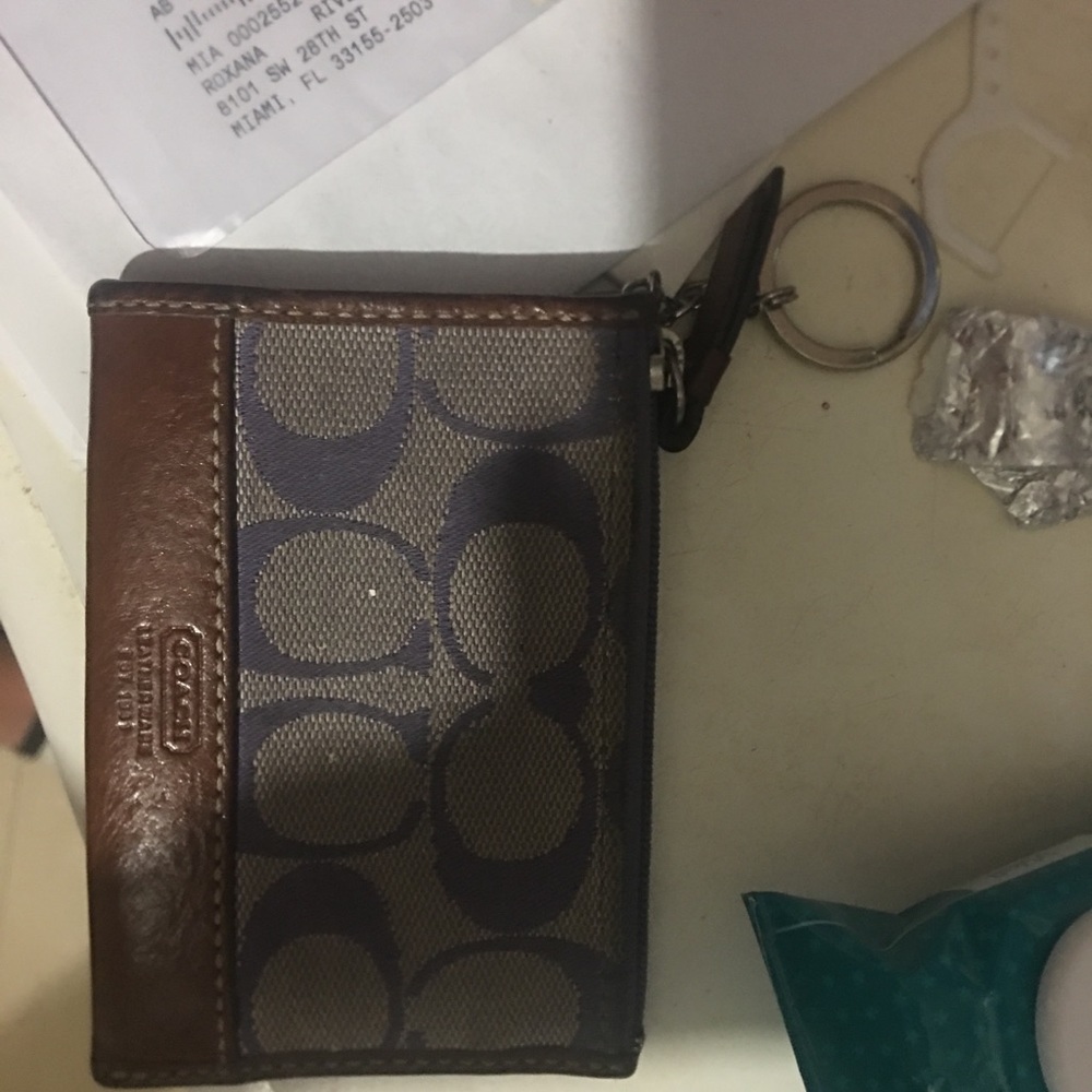 Coach wallet keychain